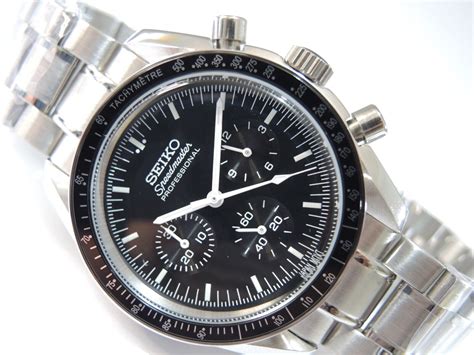 omega speedmaster homage.